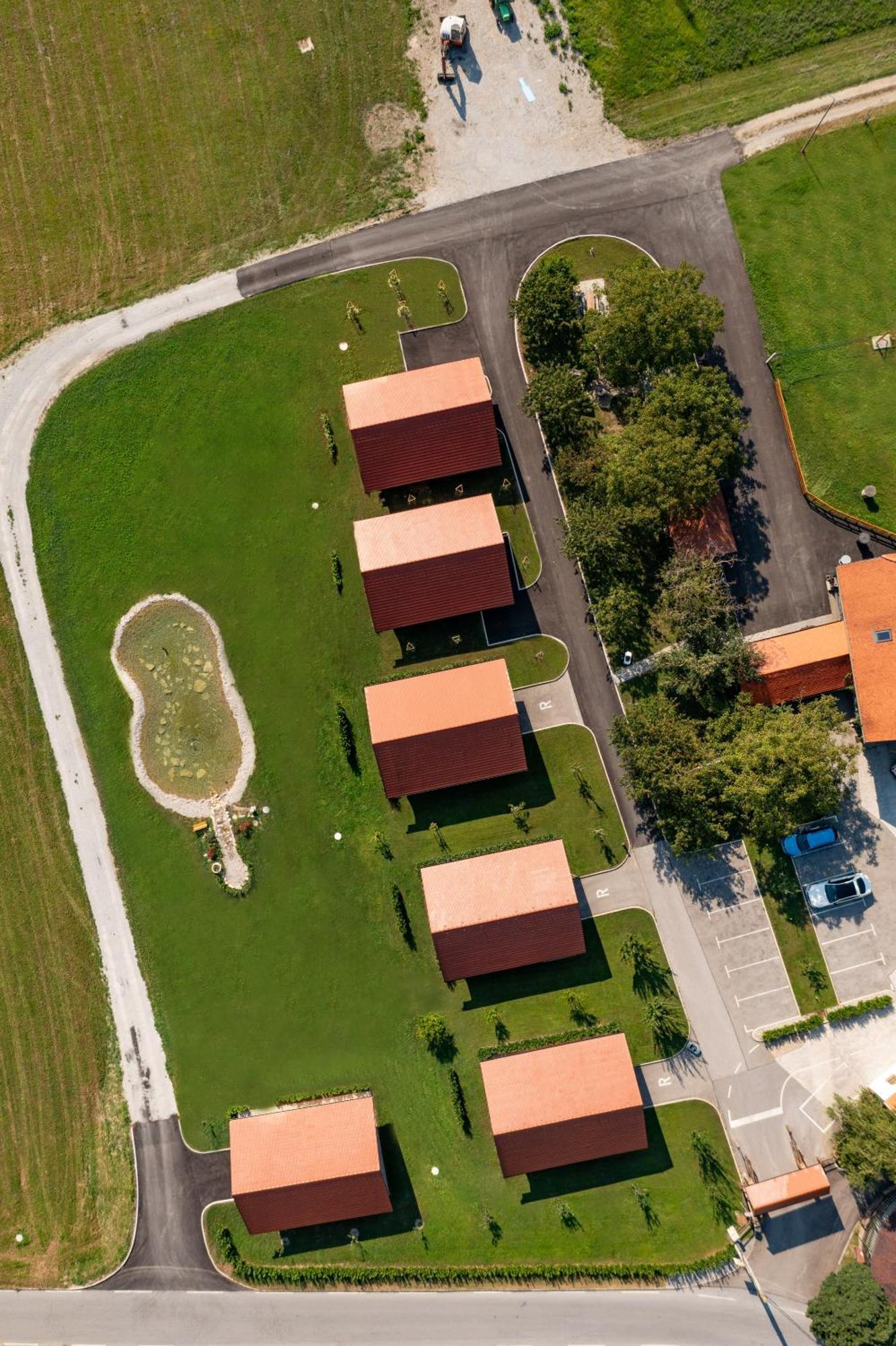 Martinova Izba - Family Bungalows Laško Dış mekan fotoğraf